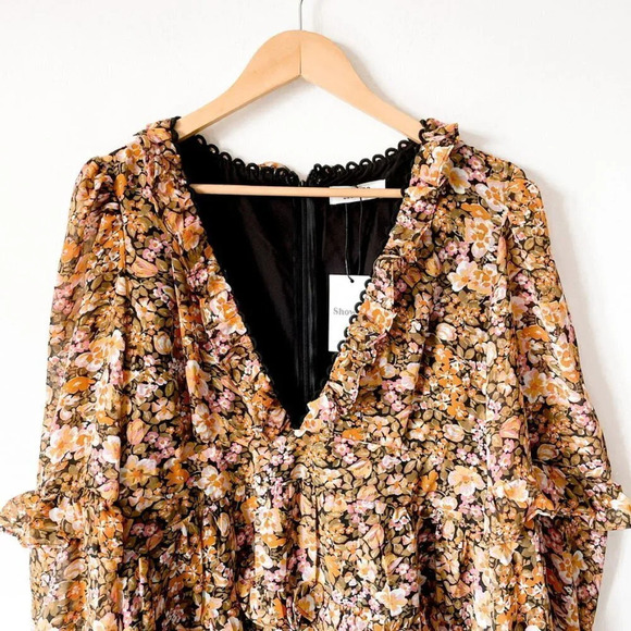 Showpo Liadi Playsuit Jumpsuit Black Floral Sz 12 - Picture 4 of 9